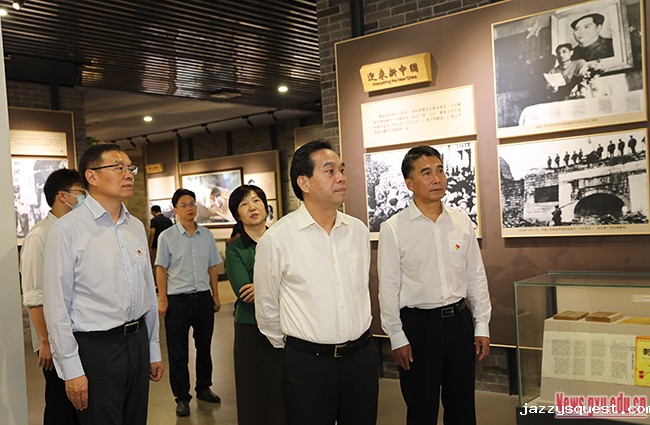 undefined AY9A0842-1.jpg