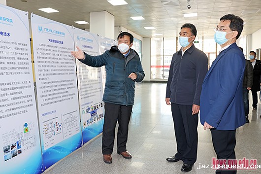 1C0A2666 - 计信.jpg